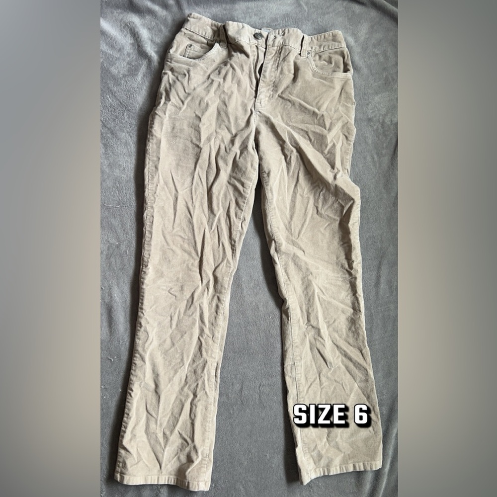 Size 6 corduroy tan colored pants.